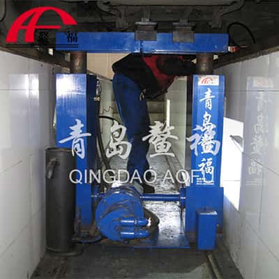 舉升機(jī)